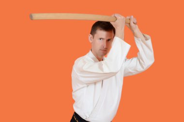 adam egzersiz aikido taşır