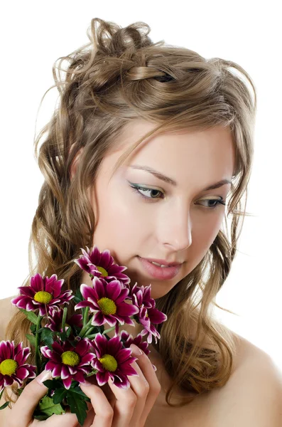 Krizantem ile güzel saçlı kız