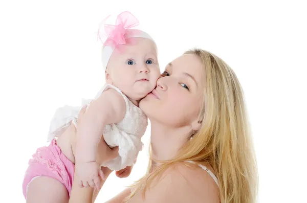 白で赤ちゃんと母 — ストック写真