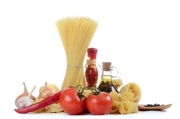 Pasta med kryddor och grönsaker — Stockfoto