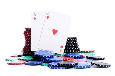 iki ases ve casino chips