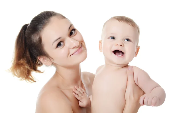 La madre feliz con el bebé sobre fondo blanco — Foto de Stock