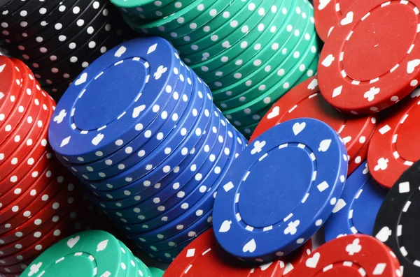 Fichas de casino como pano de fundo — Fotografia de Stock