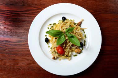 Fettuccine deniz ürünleri ile yapıştırmak