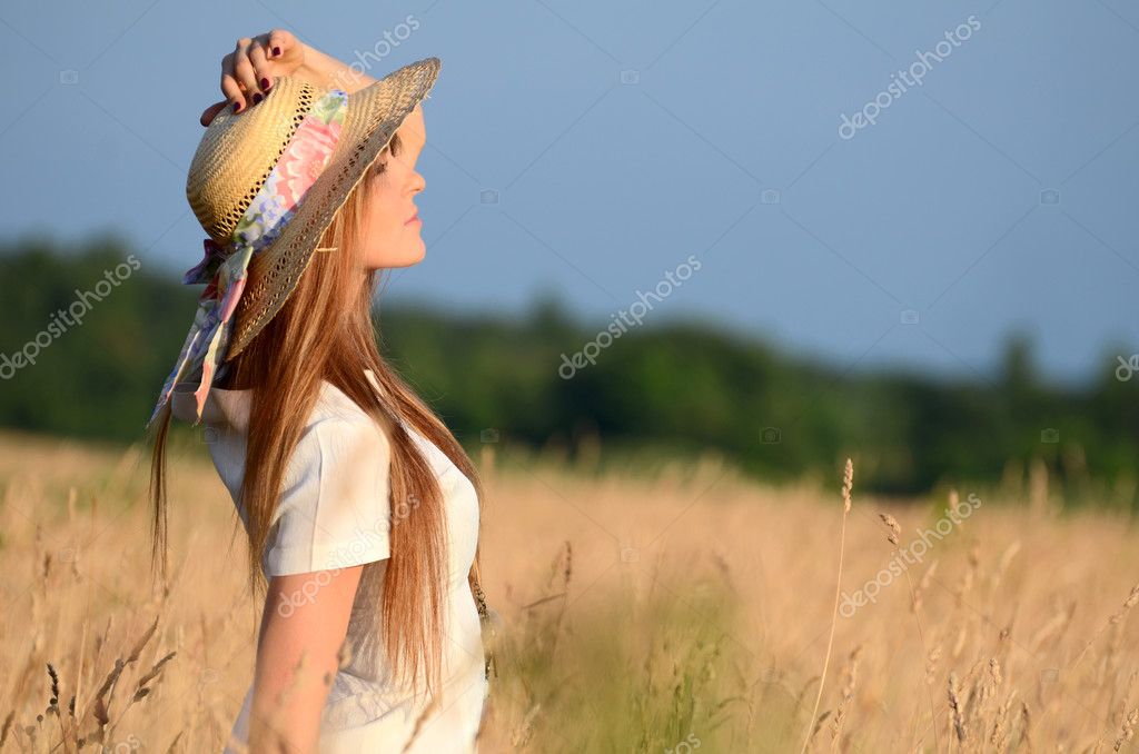風景と美女写真素材 ロイヤリティフリー風景と美女画像 Depositphotos 風景と美女写真素材 ロイヤリティフリー風景と美女画像 Depositphotos