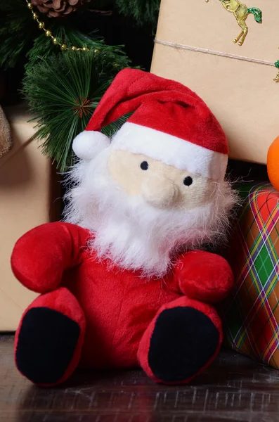 Päls-julgran i en lantlig inredning — Stockfoto