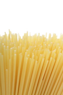 pişmemiş makarna spagetti makarna