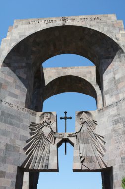 Manastır echmiadzin girişi