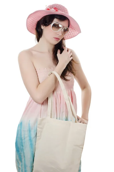 Ritratto della ragazza in un cappello da spiaggia — Foto Stock