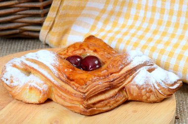 cherry ile lapa lapa pasta dan rulo