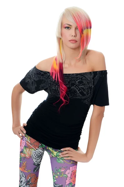 Femme avec maquillage lumineux et cheveux multicolores — Photo