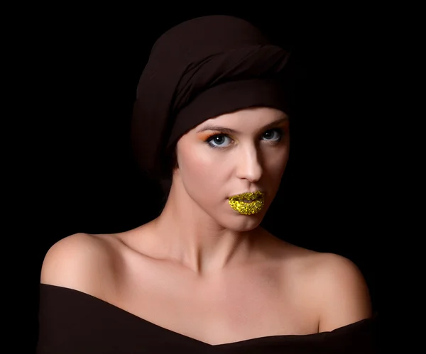 Beautiful woman in  turban — Stock Photo, Image