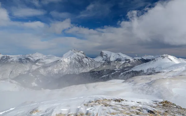 Zimní hory, krajina — Stock fotografie