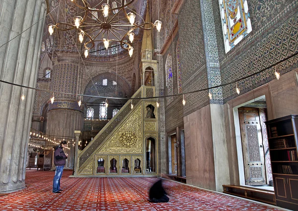 Sultanahmet Interior de la mezquita azul — Foto de Stock