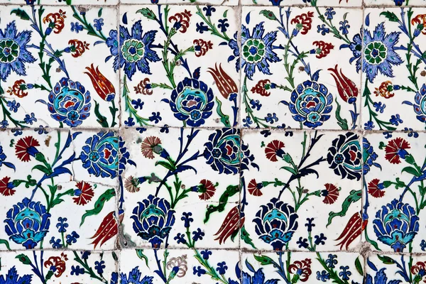 Sultanahmet Interior de la mezquita azul - azulejos — Foto de Stock