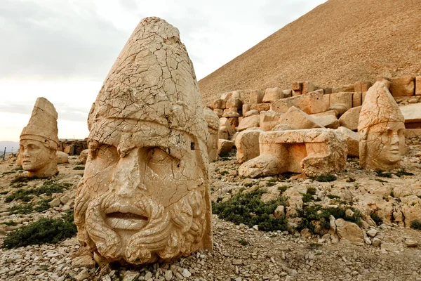 Esculturas do Reino Commagene, Montanha Nemrut — Fotografia de Stock