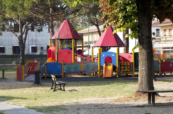 Parque infantil para crianças — Fotografia de Stock