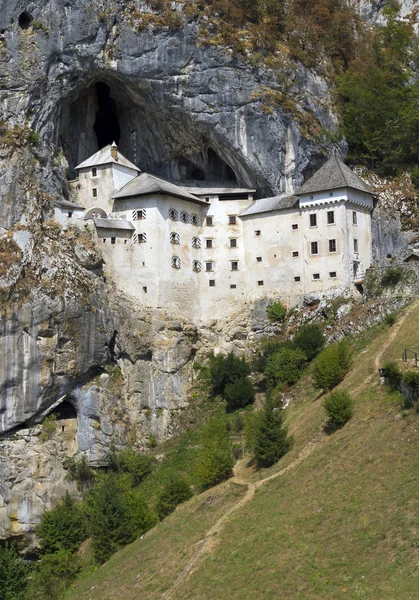 Castillo de Predjama — Foto de Stock