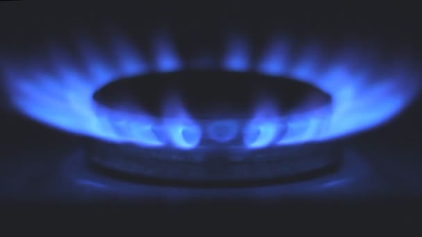 Gas stove in the dark — Stock Video