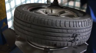 araba tekerlek Dengeleme