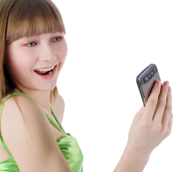 Retrato de menina loira com celular em branco — Fotografia de Stock