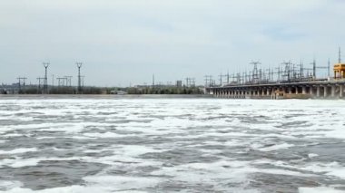 su Nehri üzerindeki Hidroelektrik Santrali, sıfırlama