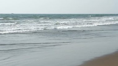 güzel mavi okyanus dalgası, goa, Hindistan