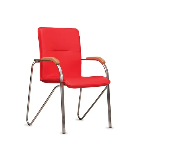 Kontorsstol från rött läder. isolerade — Stockfoto