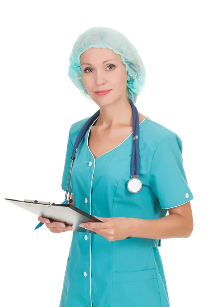 Médica confiante mulher com estetoscópio e prancheta — Fotografia de Stock