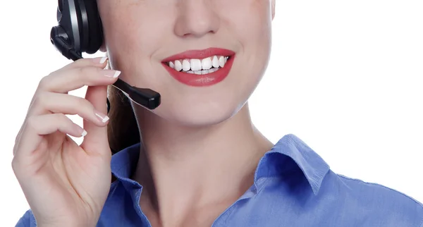Vrolijke call center exploitant tegen witte achtergrond — Stockfoto