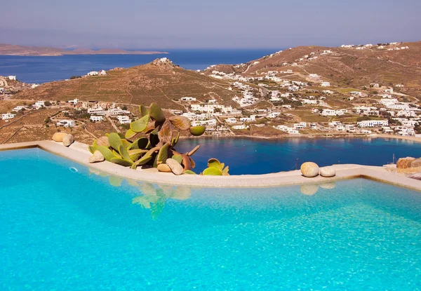 Blue Pool on a background of sky and sea in Greece. — Stock Photo, Image