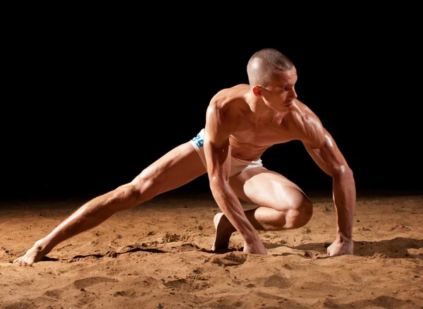 Model op het strand — Stockfoto