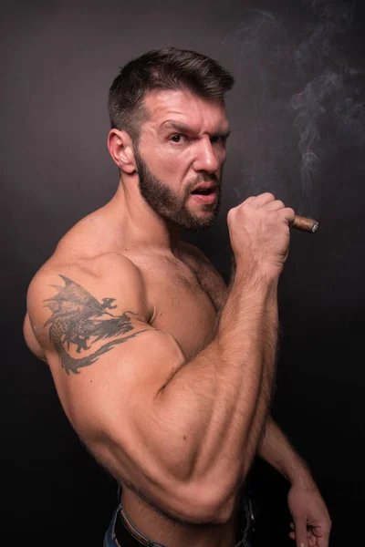Fitness Male Model Smoking Cigar — Stock Photo, Image