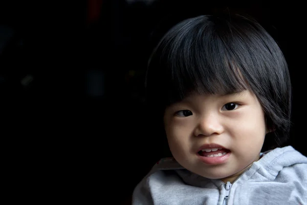 Bébé fille en veste — Photo