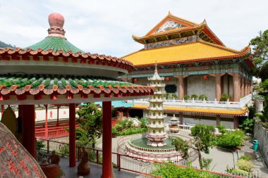 Yüce mutluluk kek lok si, penang, Temple