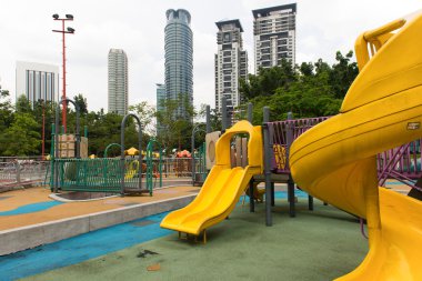 Şehirdeki oyun parkı