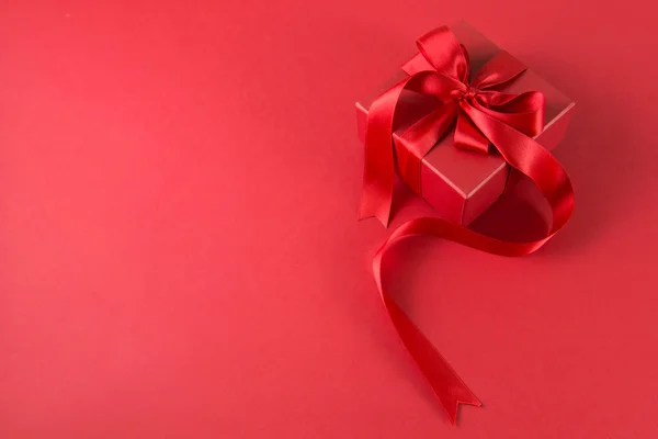 Cutie cadou roșu — Fotografie, imagine de stoc