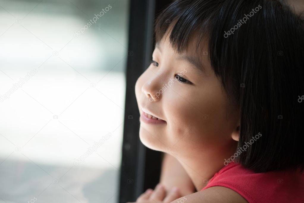 Smiling Asian girl 