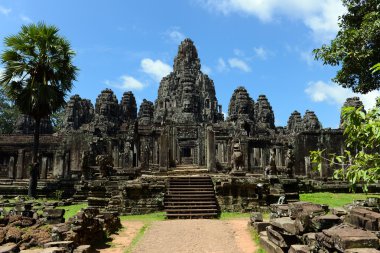 Bayon Tapınağı Angkor