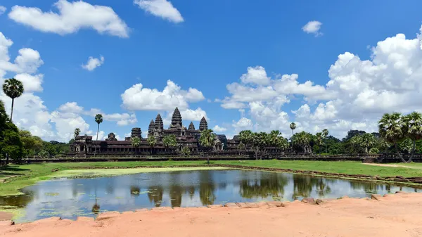 Angkor Wat temple — Stock Photo, Image