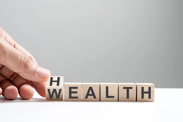 Investeringen in levensverzekeringen en gezondheidszorg — Stockfoto