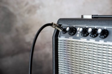 Elektro gitar amplifikatör yakın çekim