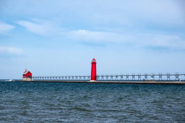 Grand Haven Deniz feneri, rıhtım ve podyum manzarası, Michigan Gölü, Michigan, ABD
