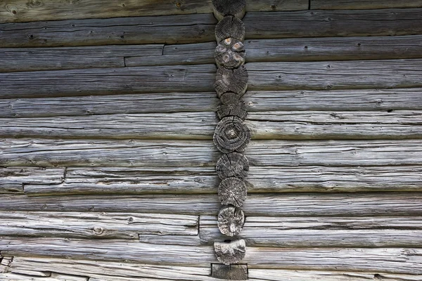 Holzstruktur. Mauer des alten Blockhauses. — Stockfoto