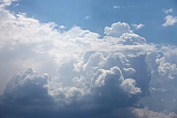 Nuvens — Fotografia de Stock