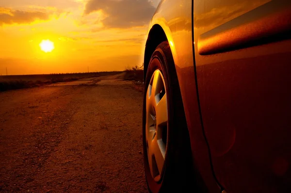 Atardecer coche — Foto de Stock