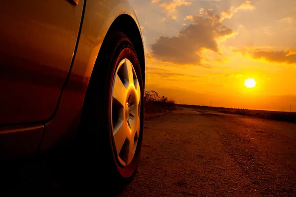 Sonnenuntergang im Auto — Stockfoto