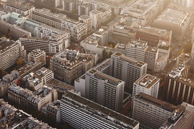 Paris görüntülemek
