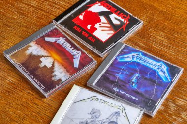 Metallica Kuklaların Efendisi CD 'si