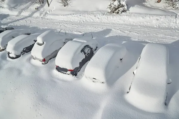 Winter parking cars — Stock Photo, Image